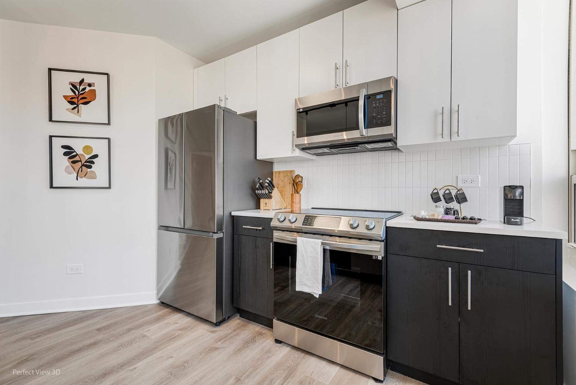 The Bernardin Gold Coast Luxury Apartments Near Magnificent Mile Чикаго Екстериор снимка