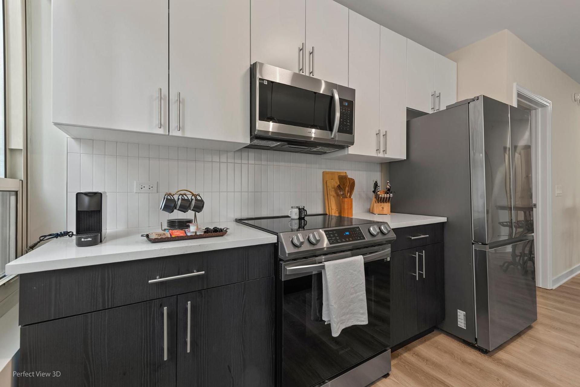 The Bernardin Gold Coast Luxury Apartments Near Magnificent Mile Чикаго Екстериор снимка