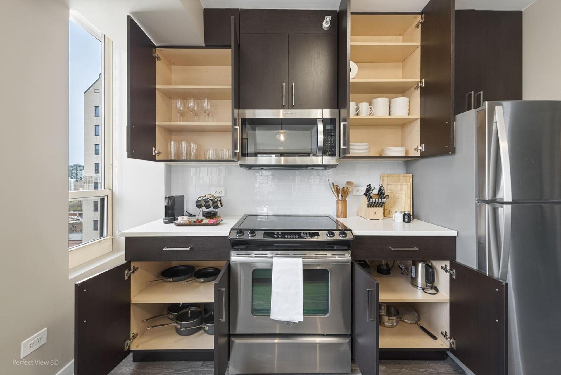 The Bernardin Gold Coast Luxury Apartments Near Magnificent Mile Чикаго Екстериор снимка