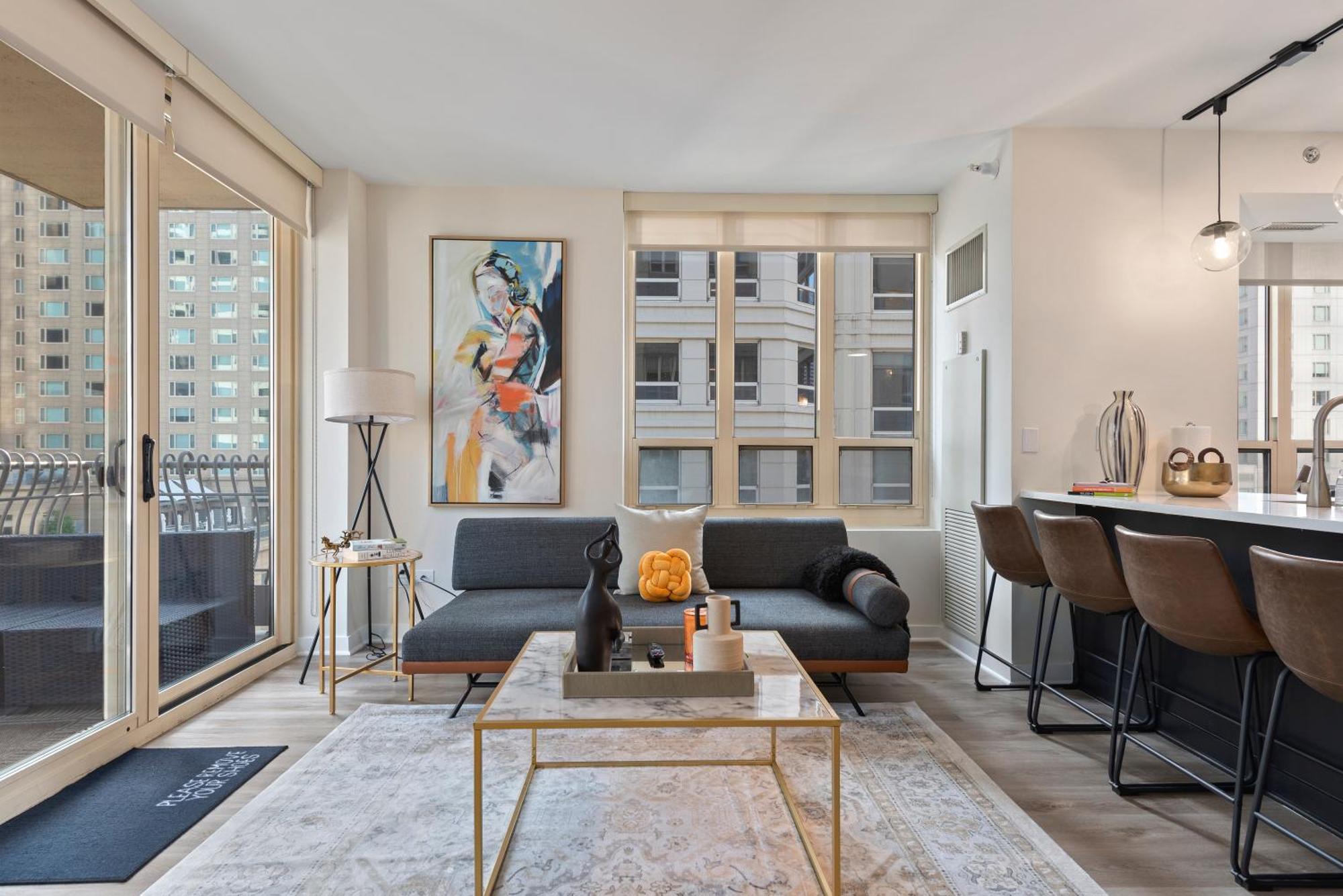 The Bernardin Gold Coast Luxury Apartments Near Magnificent Mile Чикаго Екстериор снимка